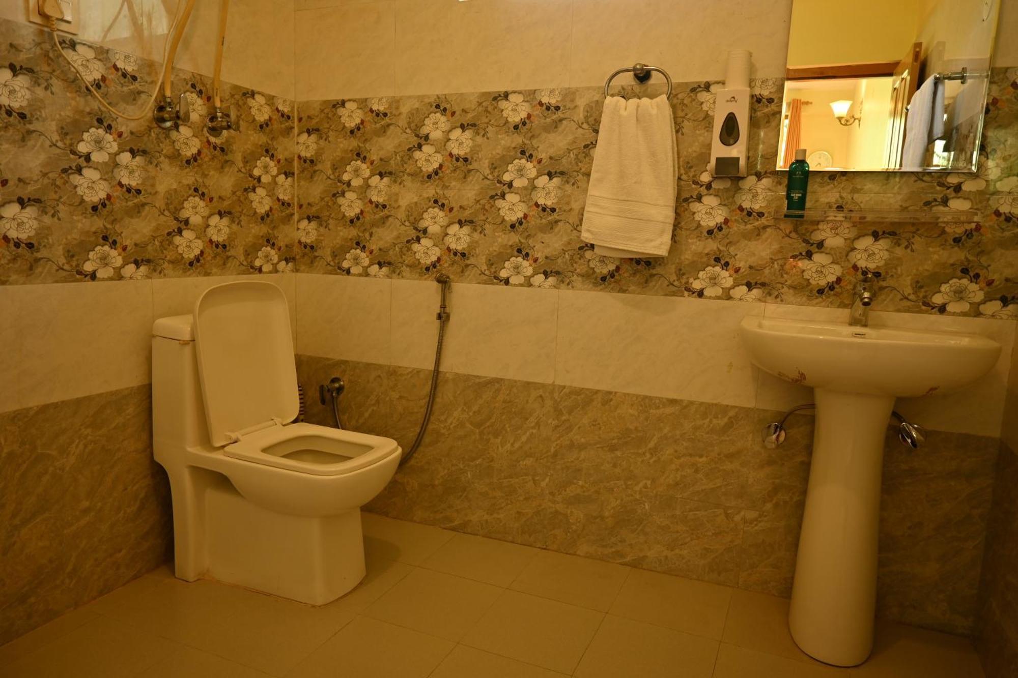 Cascade Mountain Retreat Manali Bed and Breakfast Εξωτερικό φωτογραφία