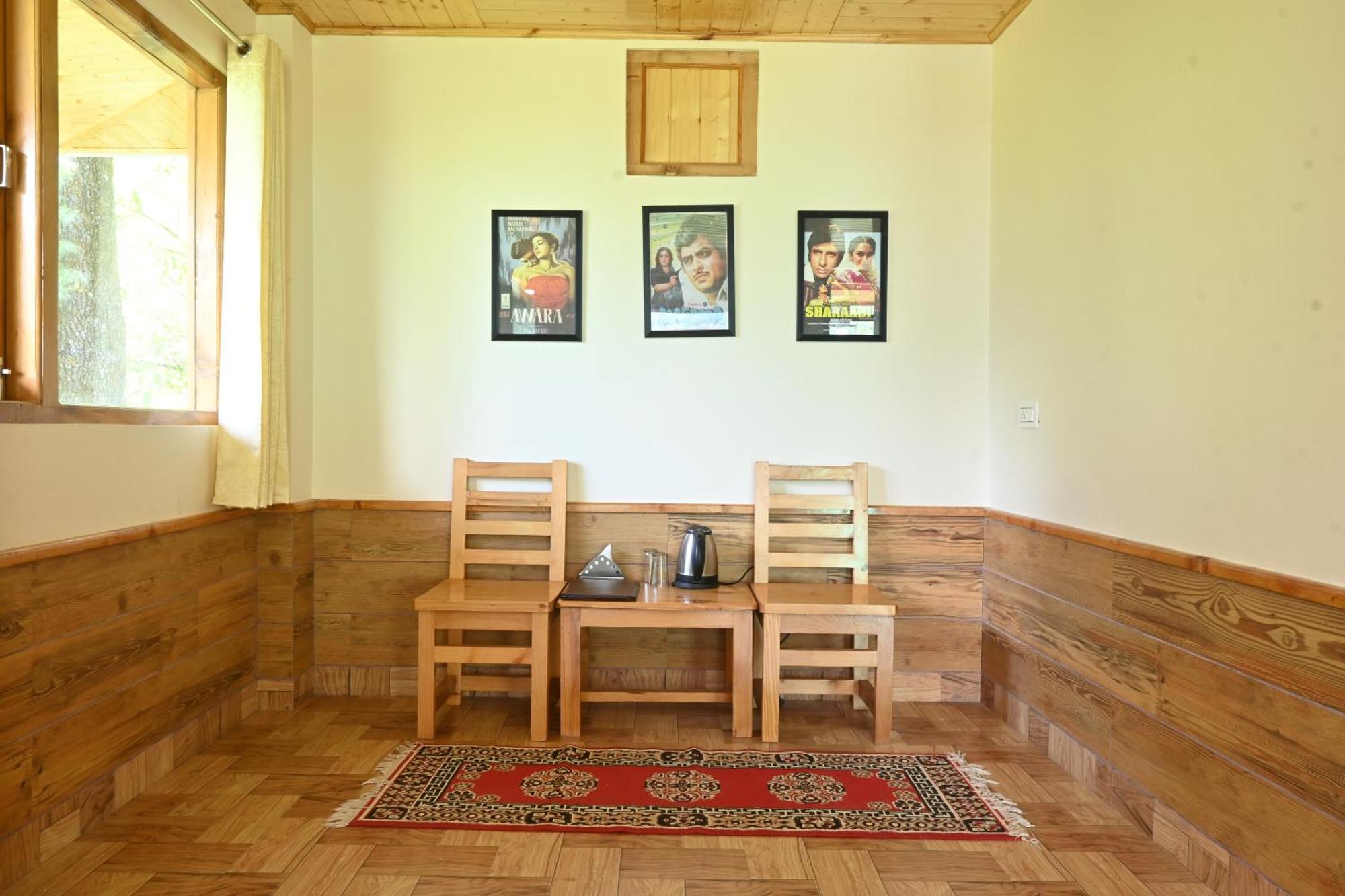 Cascade Mountain Retreat Manali Bed and Breakfast Εξωτερικό φωτογραφία