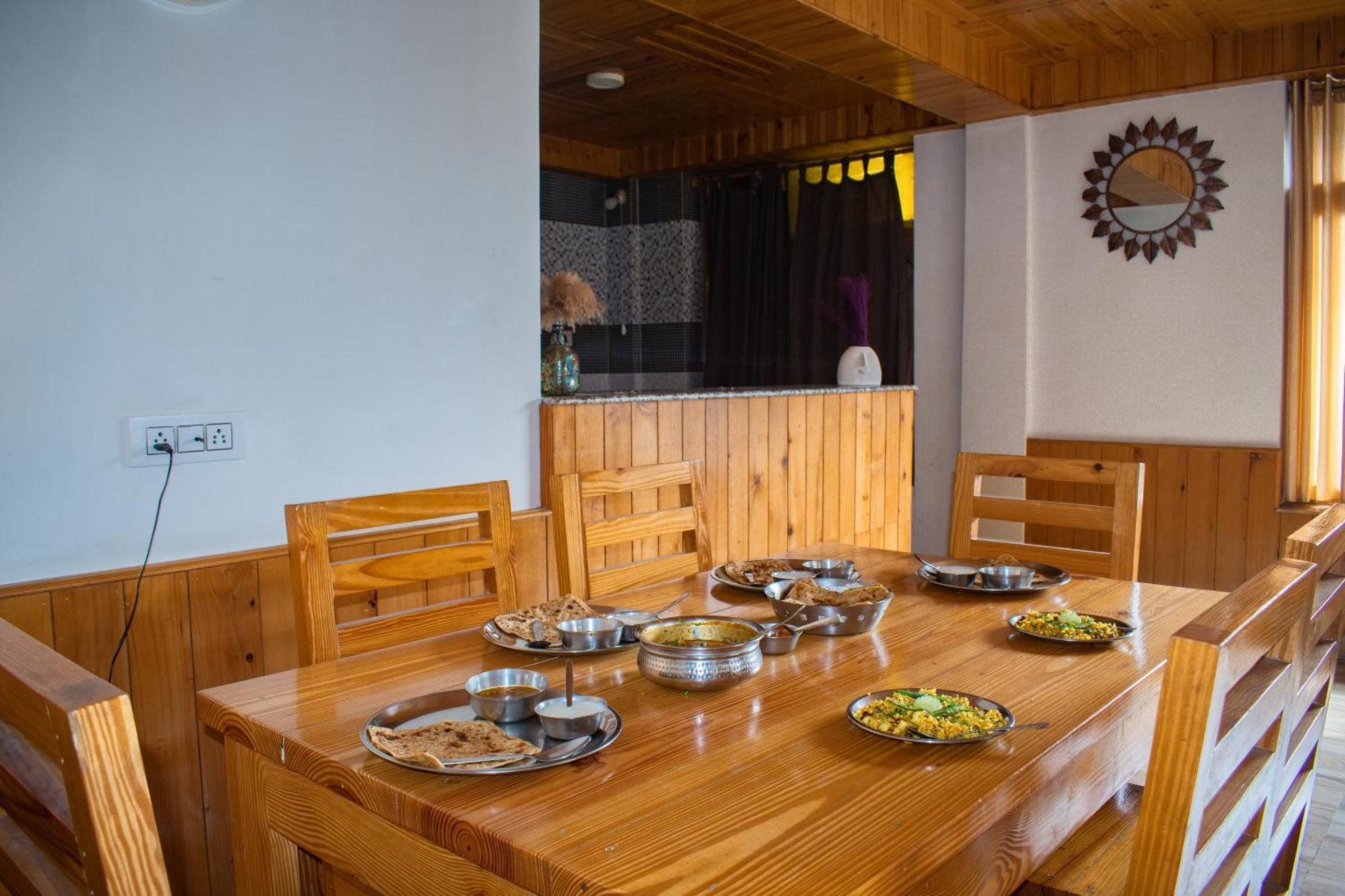 Cascade Mountain Retreat Manali Bed and Breakfast Εξωτερικό φωτογραφία