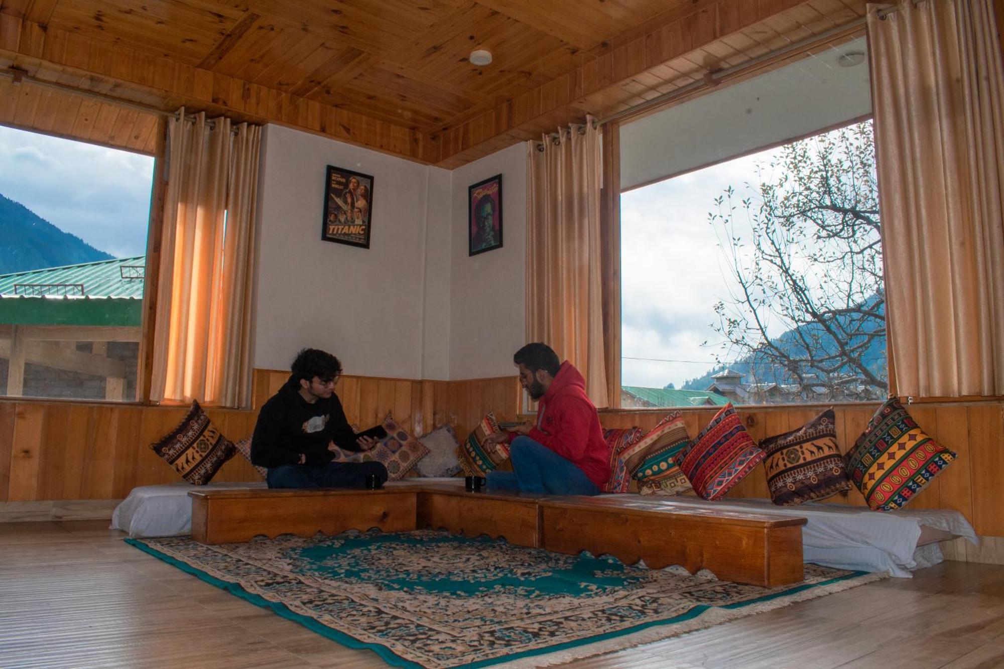 Cascade Mountain Retreat Manali Bed and Breakfast Εξωτερικό φωτογραφία